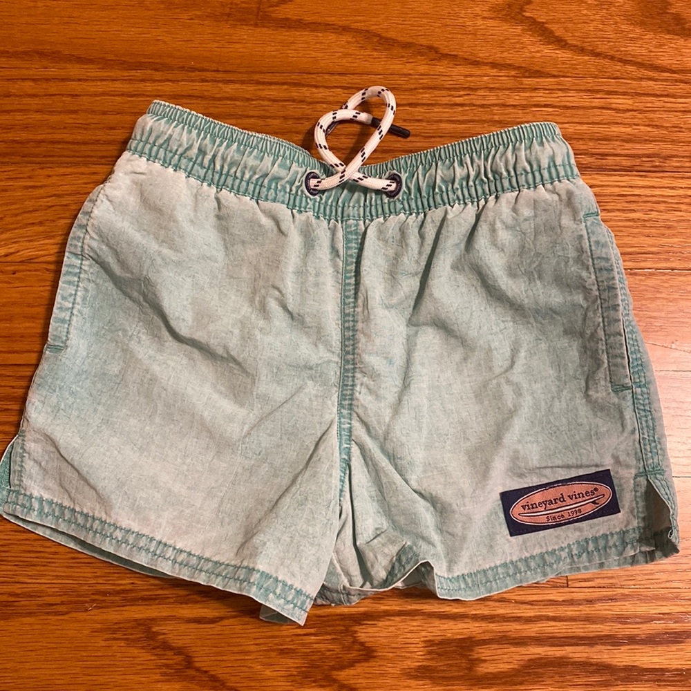 Vineyard vines boys 4T swim trunks